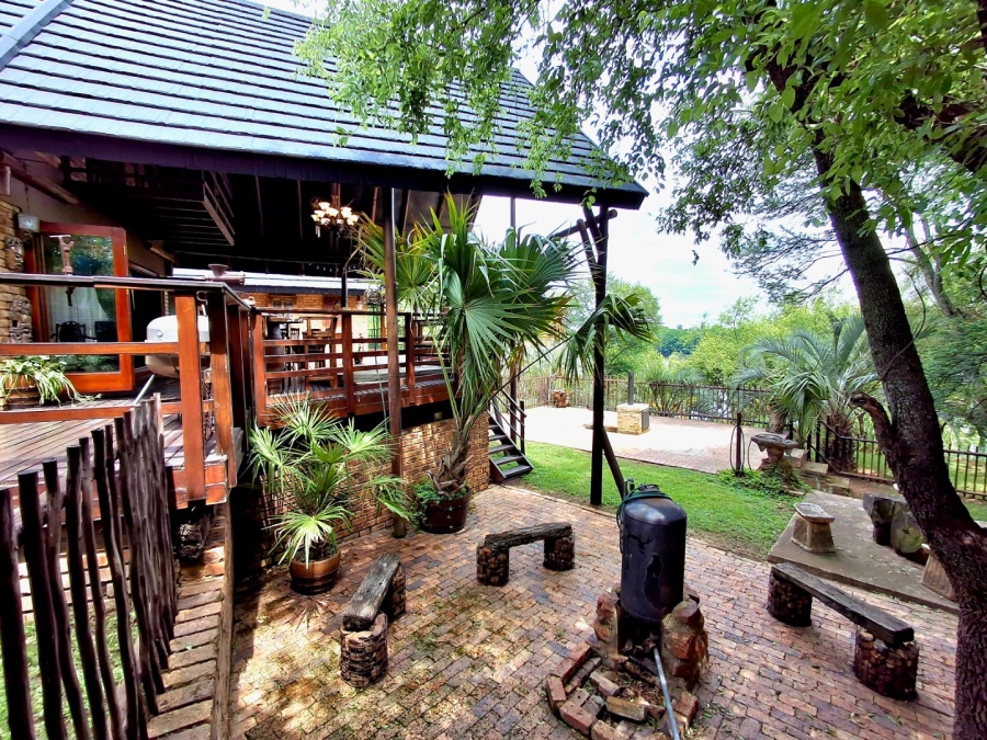 5 Bedroom Property for Sale in River Lodge Estate Free State